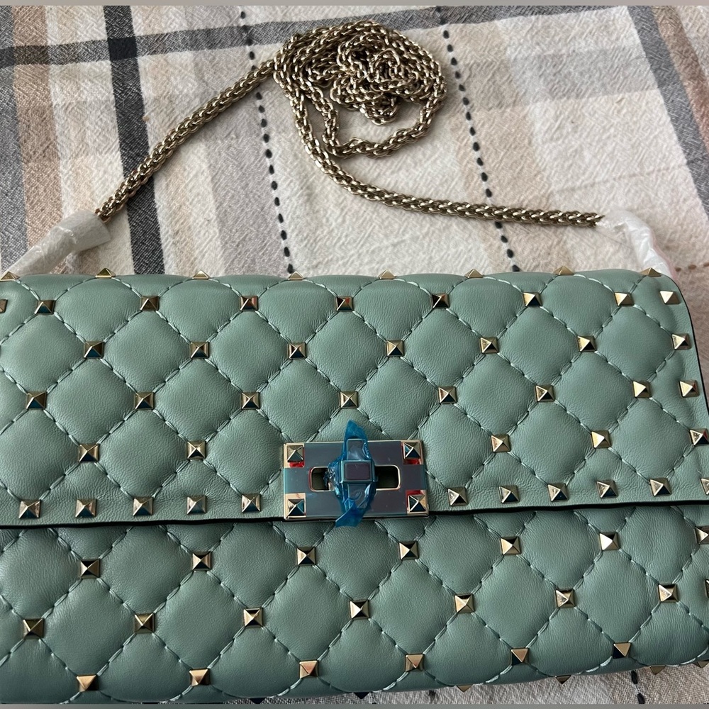 NWT VALENTINO Sage Green Quilted  Rockstud Spike Chain Clutch Boutique